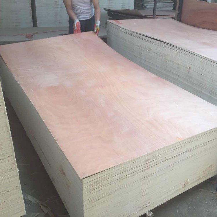 okoume plywood poplar core plywood(图1)
